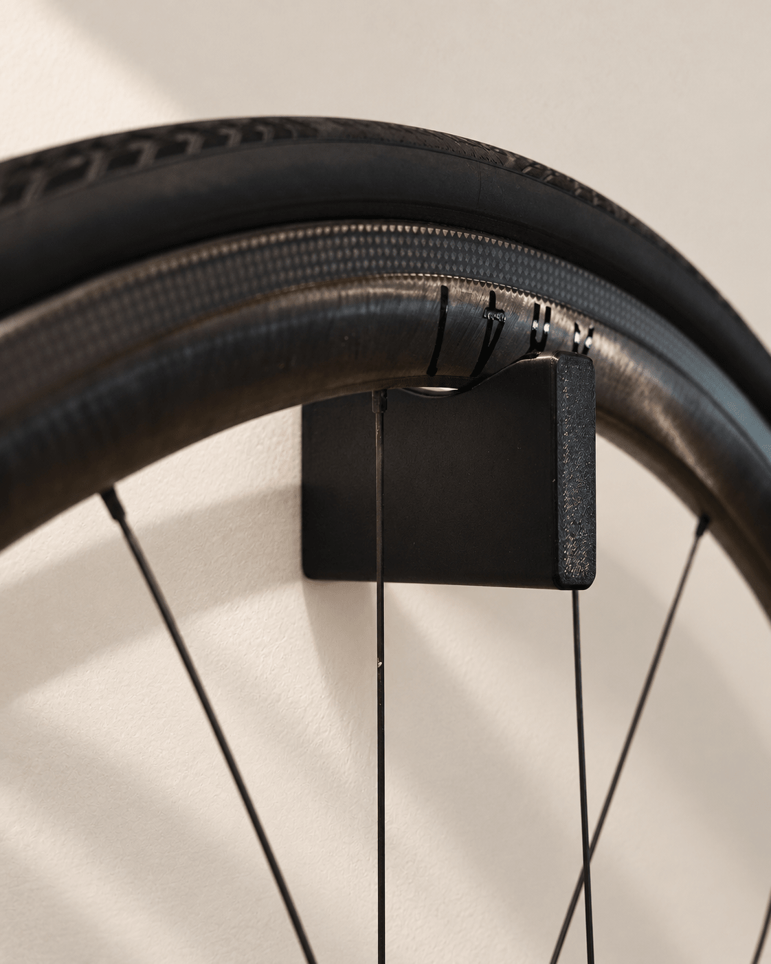 Wheel Mount for storing a bike wheel on the wall – StudioVelo3D